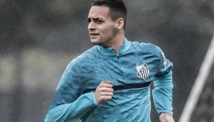 巴西甲：桑托斯vs瑞模贝雷，谁能重返胜轨?